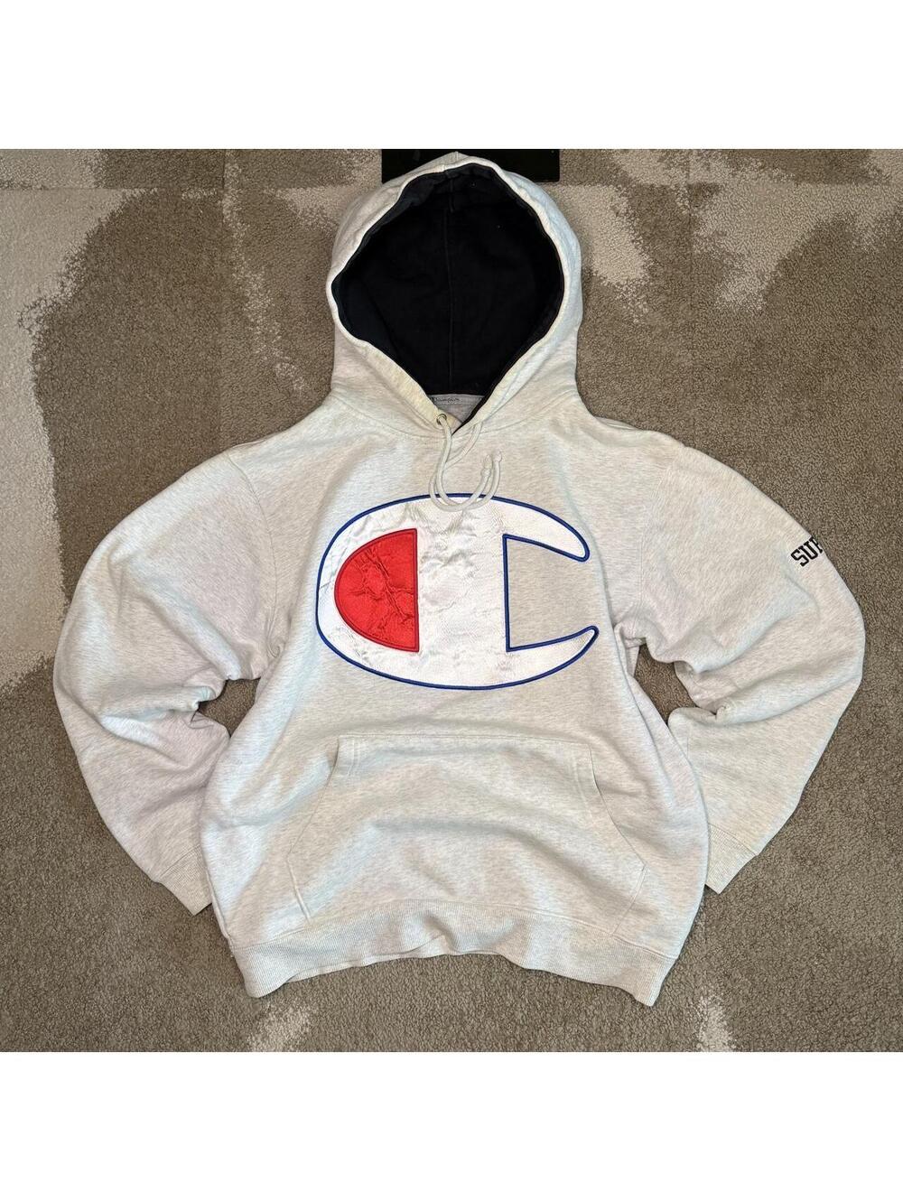 Supreme Men's Grey and White Hoody